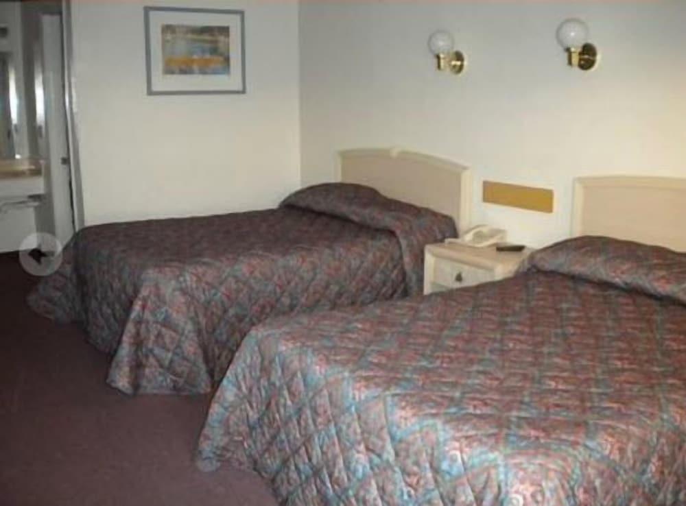 Heritage Inn photo 5