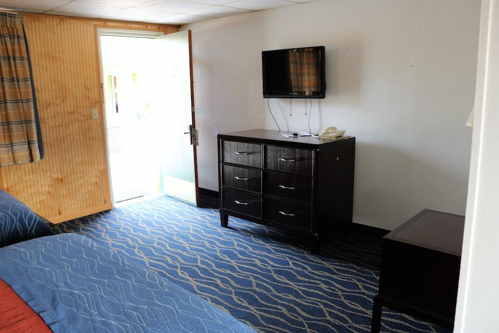 Rodeway Inn Harlan photo 35