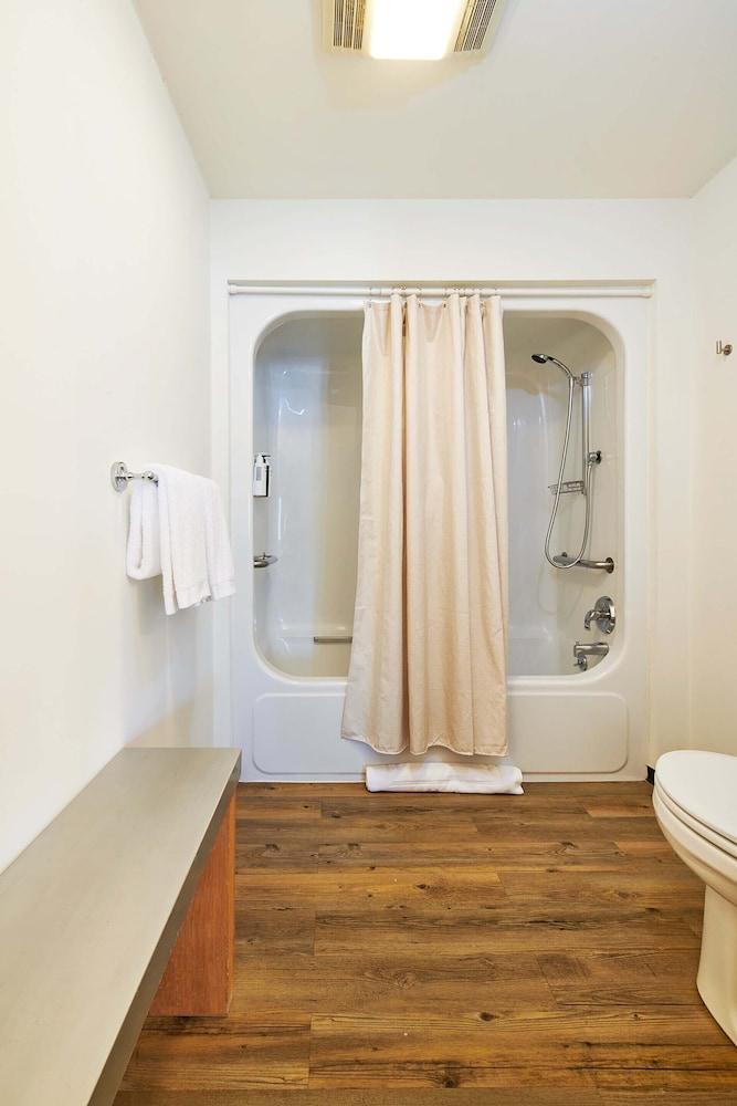 Greenporter Hotel photo 34