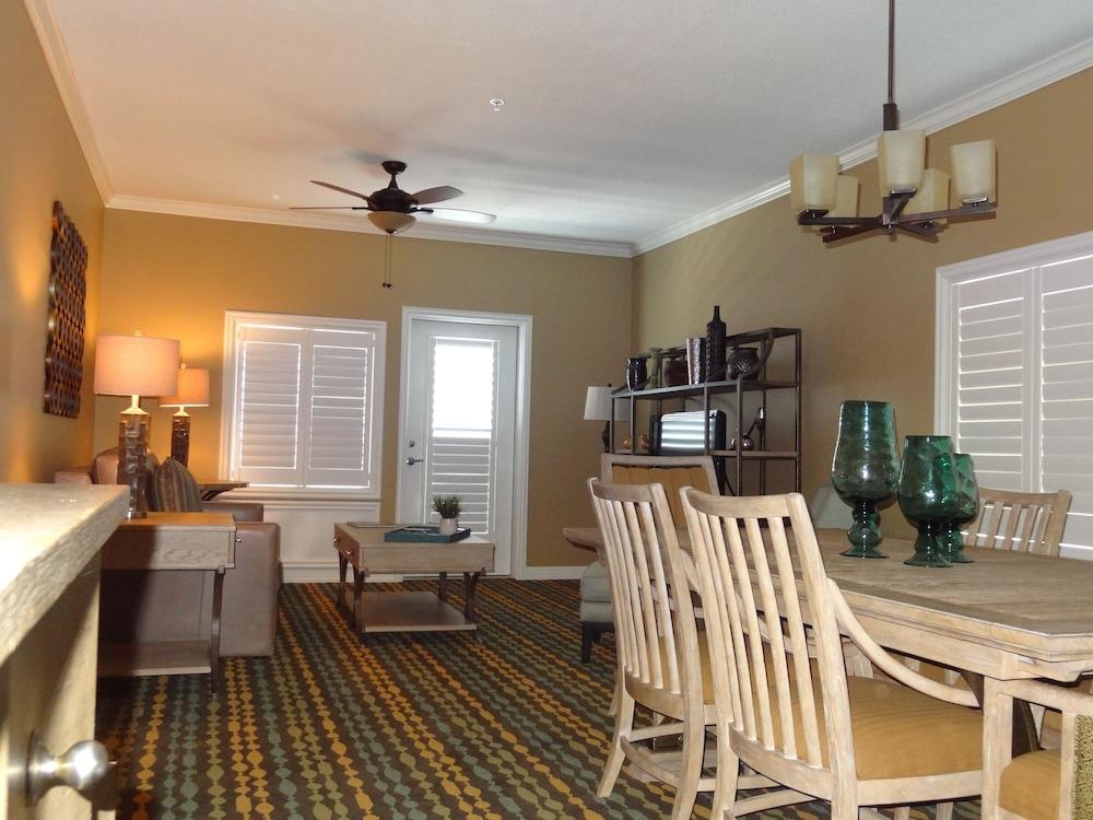 Kemah Boardwalk Inn photo 34