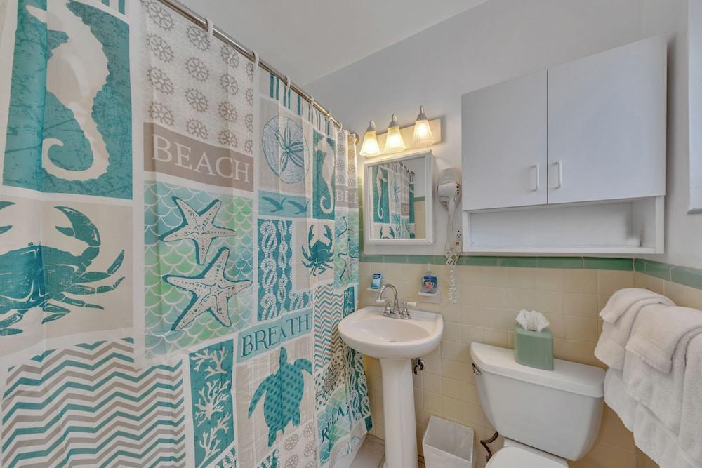 Bahama Beach Club Pompano photo 47