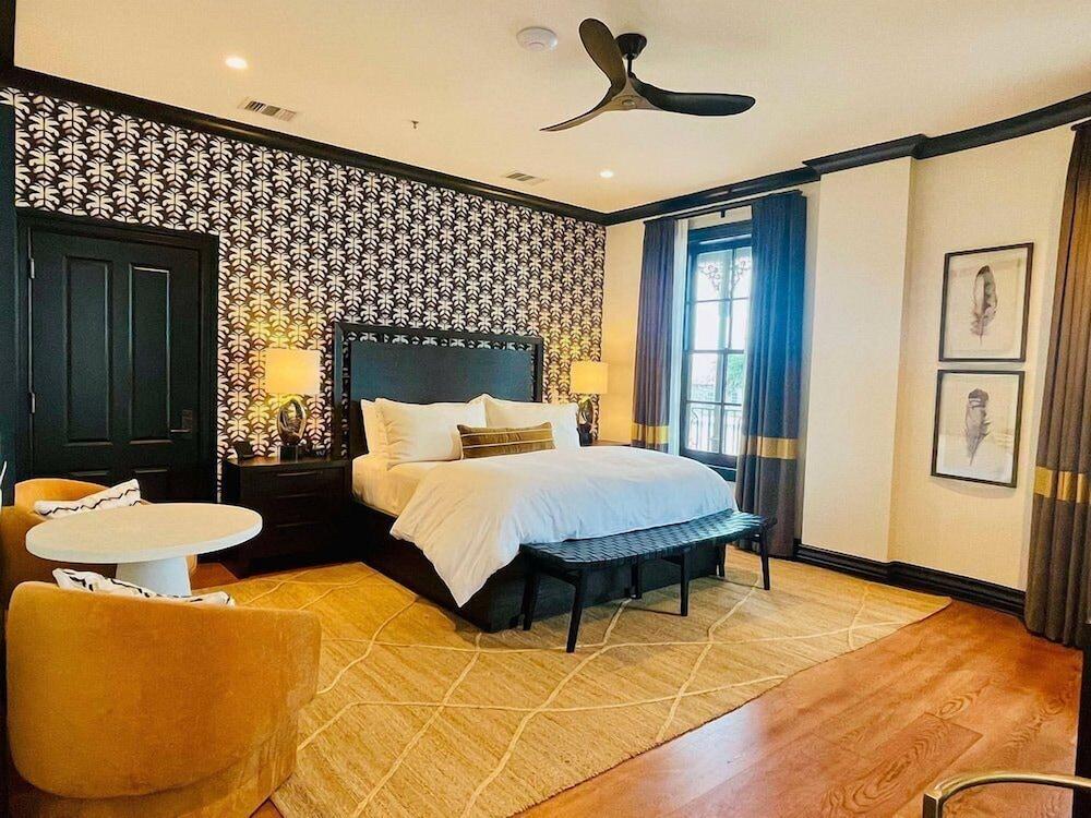 Emigrant Boutique Hotel photo 2