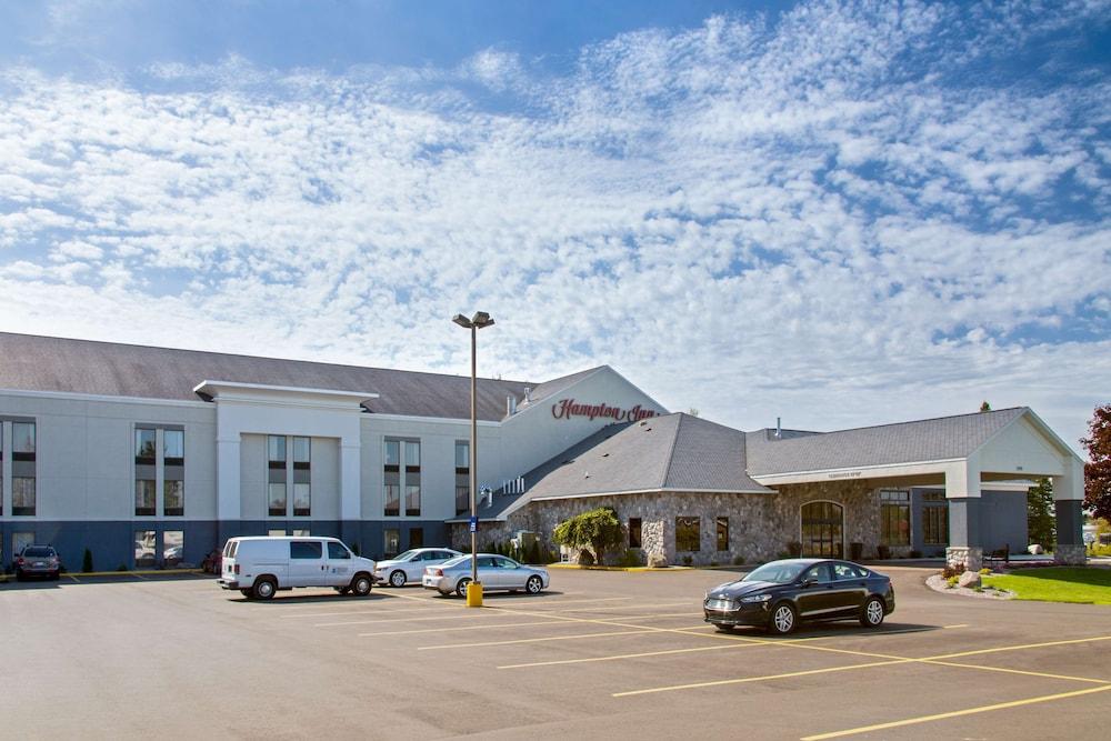 Hampton Inn Sault Ste Marie photo 29
