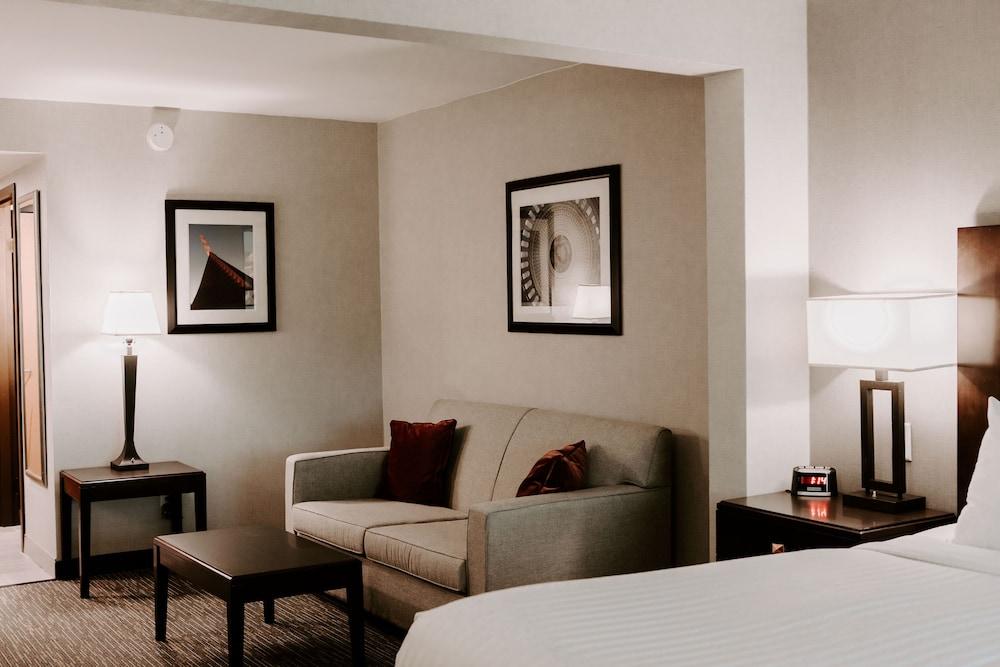 Wingate by Wyndham Chantilly / Dulles Airport photo 6