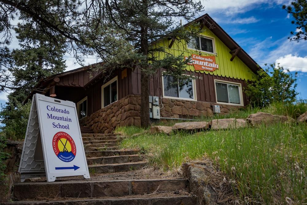Estes Park Adventure Hostel photo 31