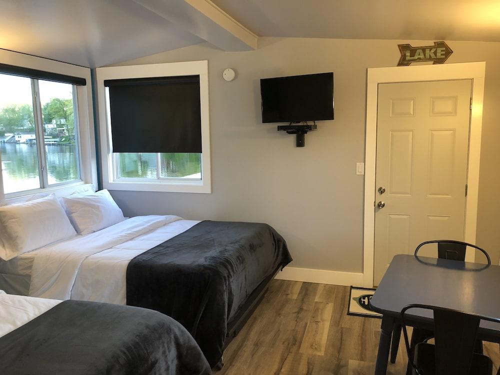 Alexanders Landing photo 29