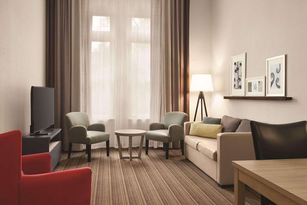 Country Inn & Suites by Radisson, St. Charles Historic District photo 13