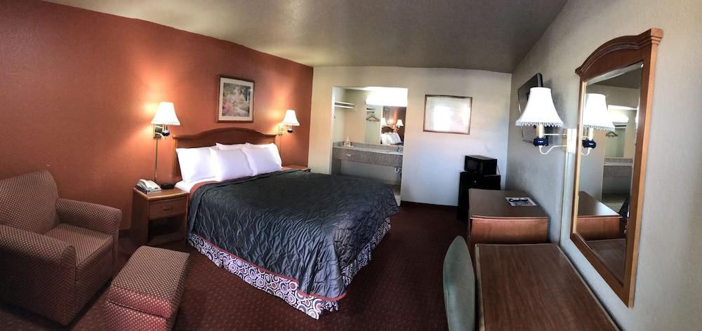 Best Budget Inn - Abilene photo 2
