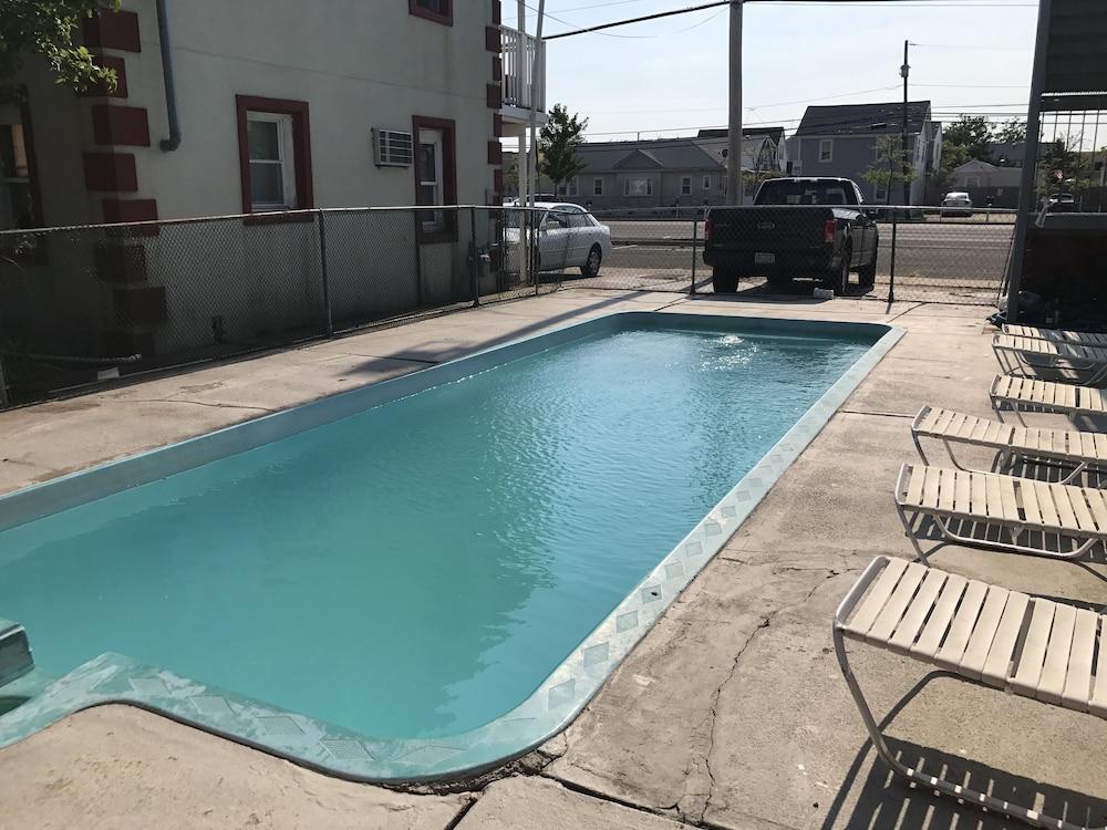 La Fontana Motel photo 14