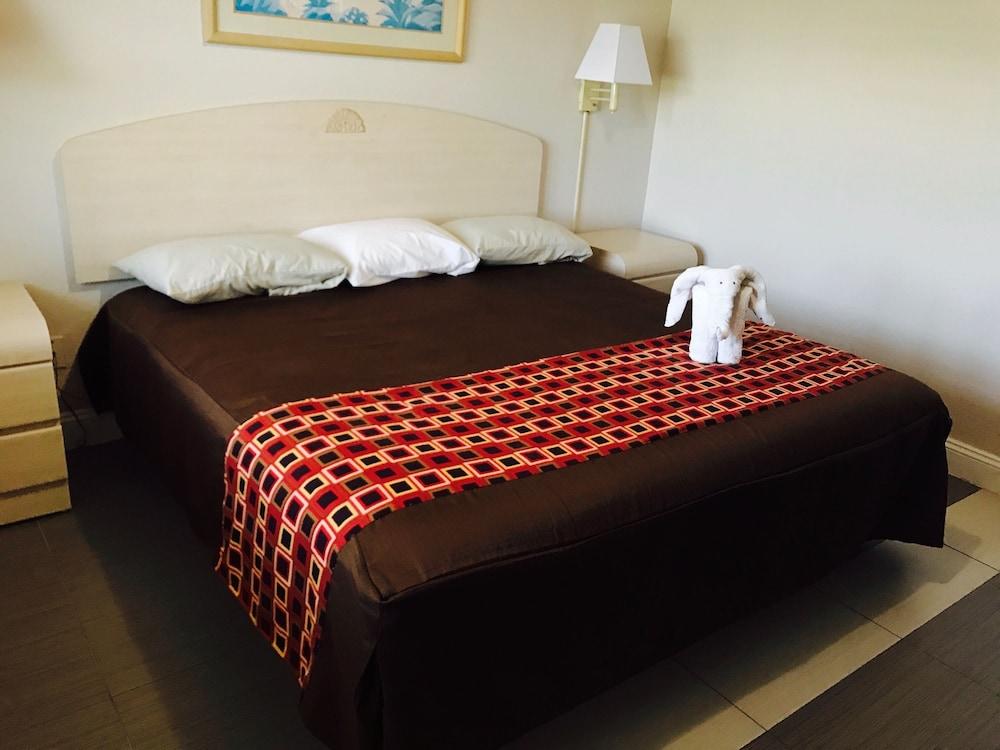 Apollo Inn Motel photo 14