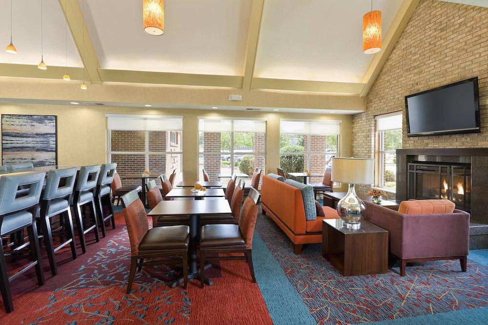 Residence Inn Cedar Rapids photo 15