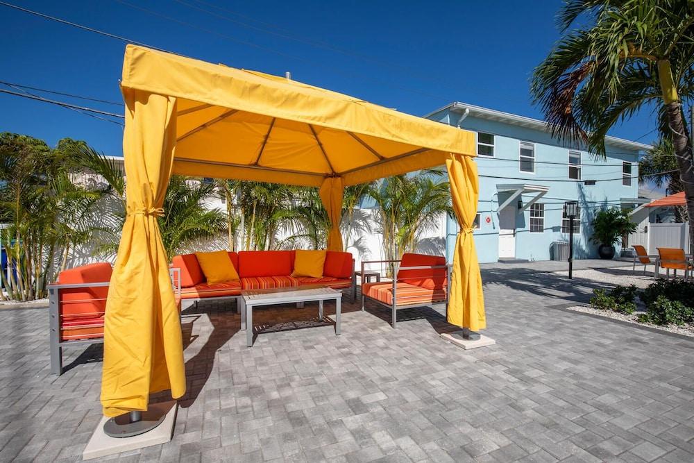 The Villas at St Pete Beach photo 10