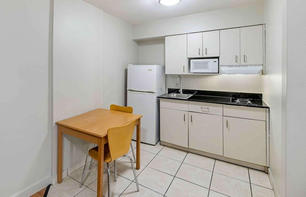 Extended Stay America Select Suites - Odessa photo 3