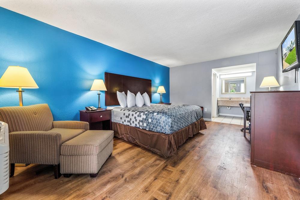 Super 8 by Wyndham Portsmouth - Norfolk photo 4