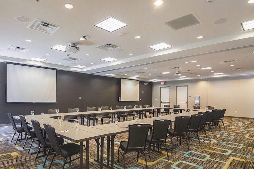 Residence Inn by Marriott Denton photo 26