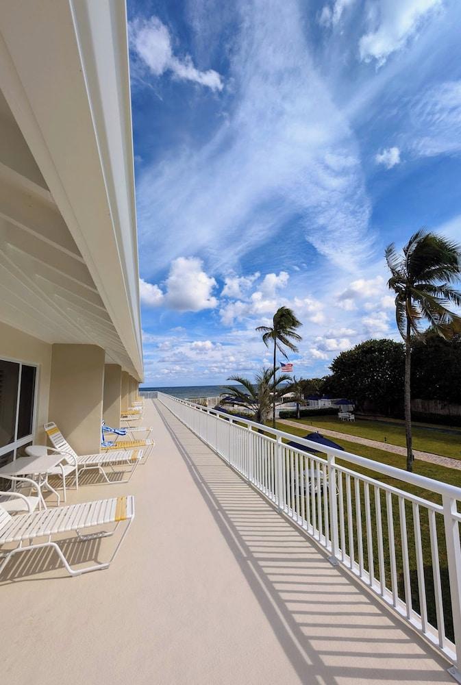 Berkshire on the Ocean photo 3