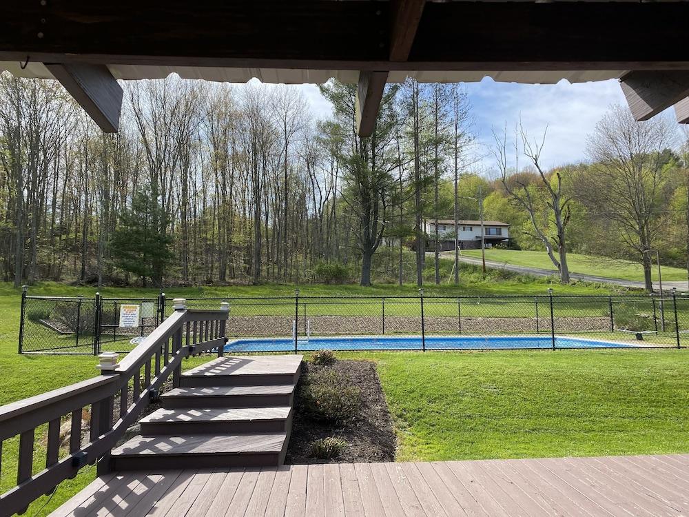 Bennetts Valley Elk Country Inn photo 3