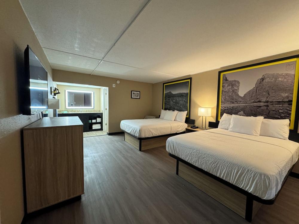 Super 8 by Wyndham Corpus Christi Airport photo 7