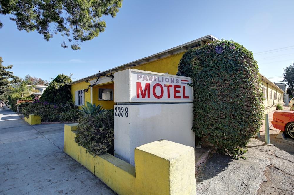 Pavilions Motel photo 8