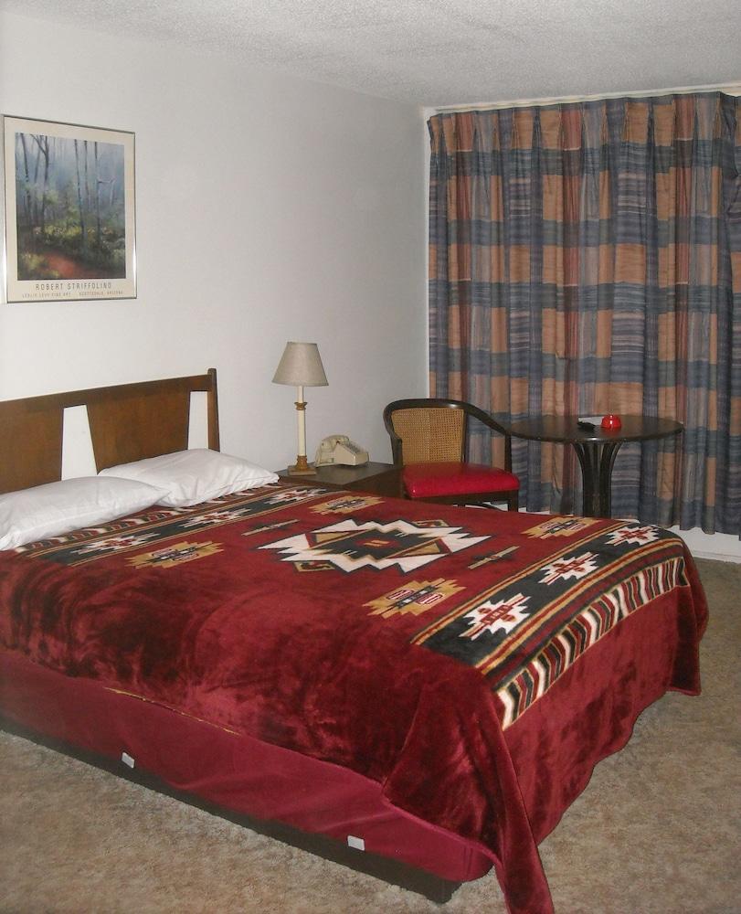 Stagecoach 66 Motel photo 8