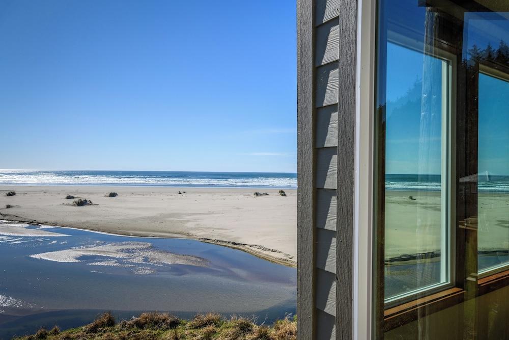 Little Creek Cove Beachfront Resort photo 93