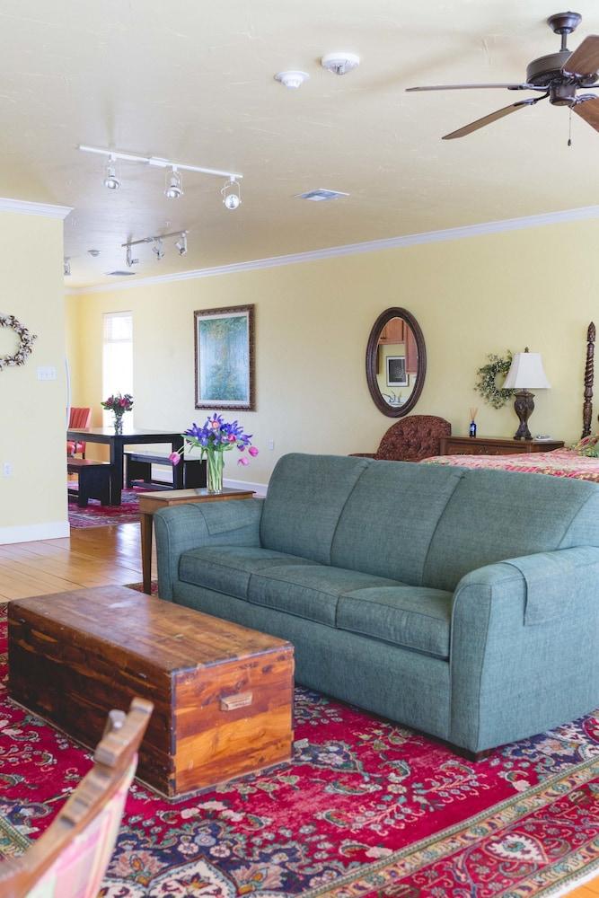 High Cotton Inn photo 53