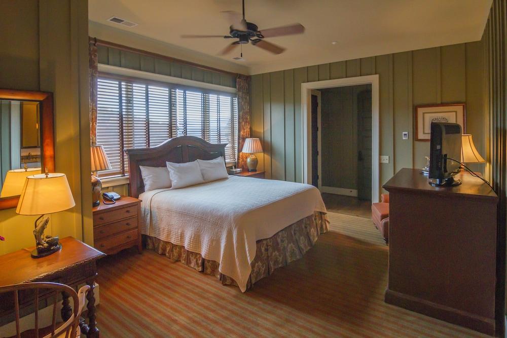 Bright's Creek Lodge photo 56