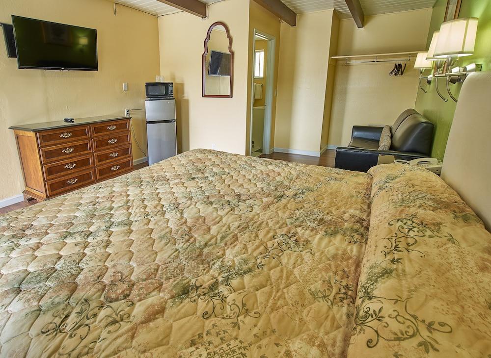 Budget Inn Vallejo/Napa Valley photo 12