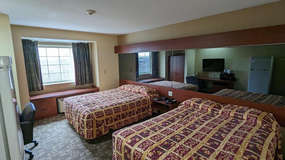 St Clair Inn and Suites photo 6