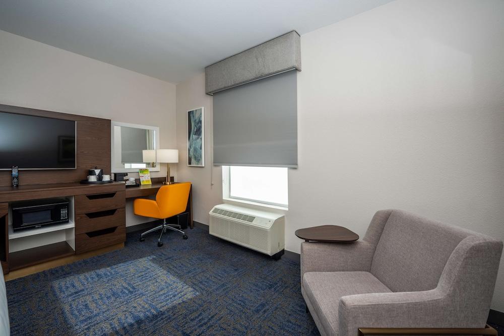 Hampton Inn & Suites Houston Sugar Land photo 38