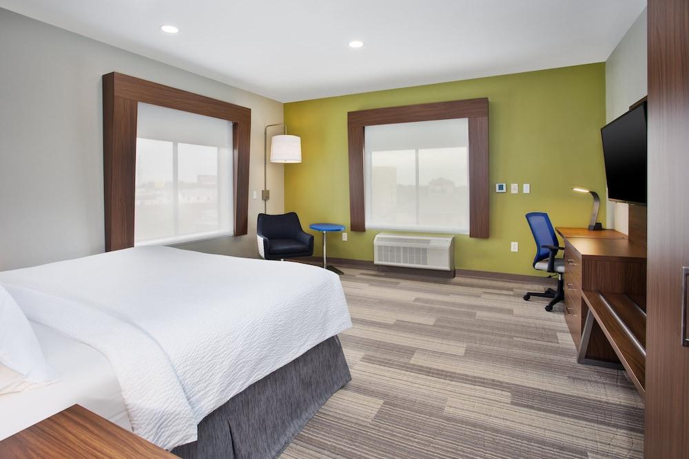 Holiday Inn Express & Suites Houston West - Katy by IHG photo 10