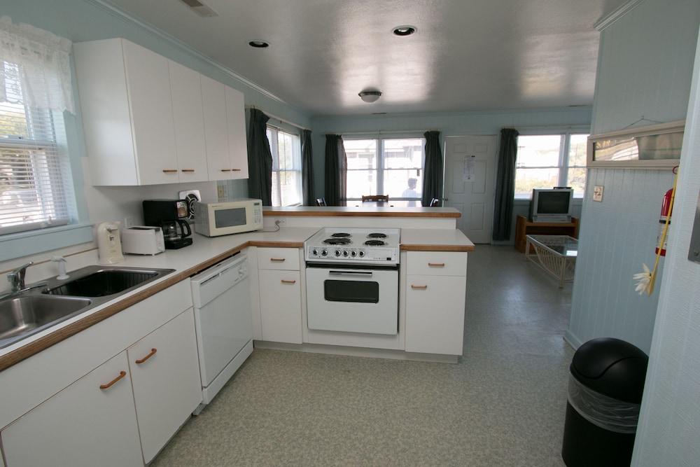 Outer Banks Motel - Village Accommodations photo 43