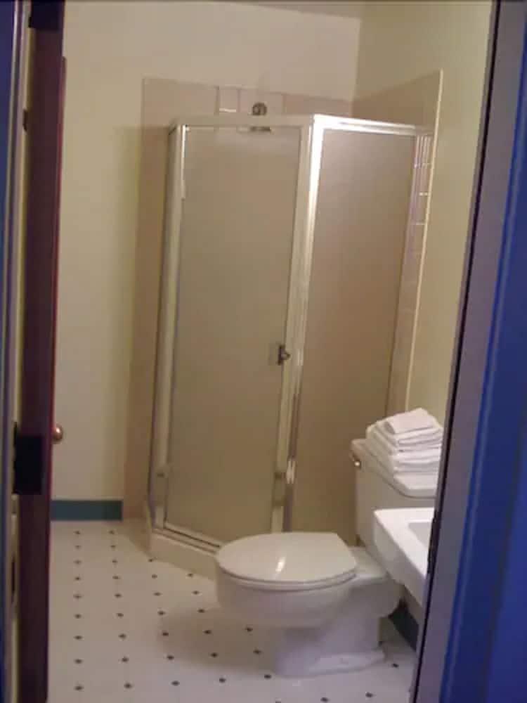 Chelsea Inn Hotel photo 34