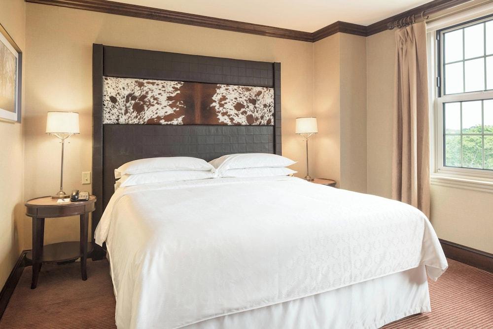 Sheraton Commander Hotel photo 45