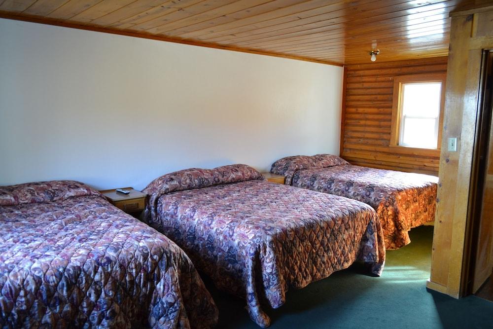 The Village Inn Motel and Restaurant photo 5