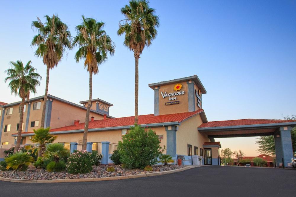 Vagabond Inn Executive - Green Valley photo 26
