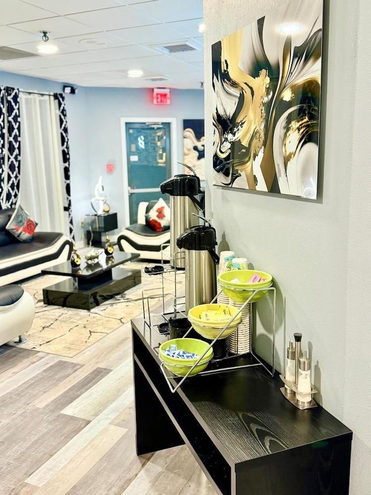 VIP INN AND SUITES photo 10