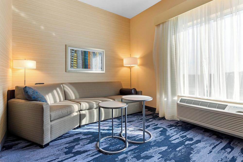 Fairfield Inn & Suites by Marriott Mebane photo 7