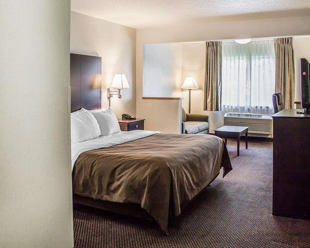 Quality Inn & Suites Sturgeon Bay photo 15