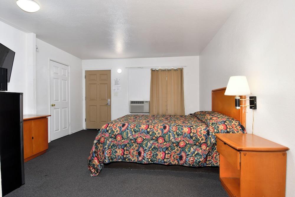 Budget Motel photo 15