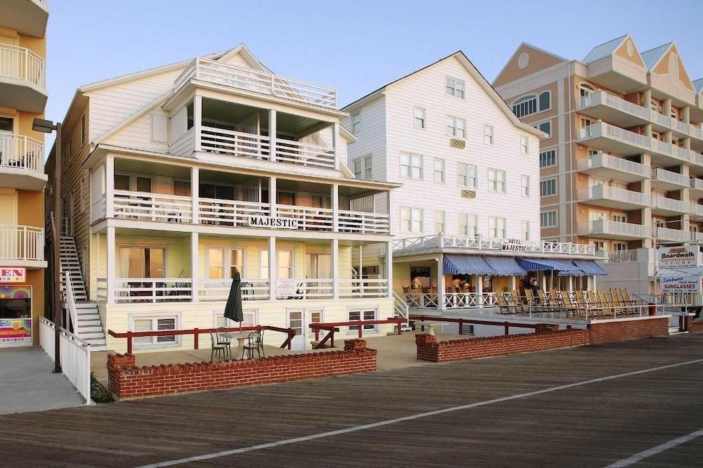 Majestic Hotel & Apartments photo 4