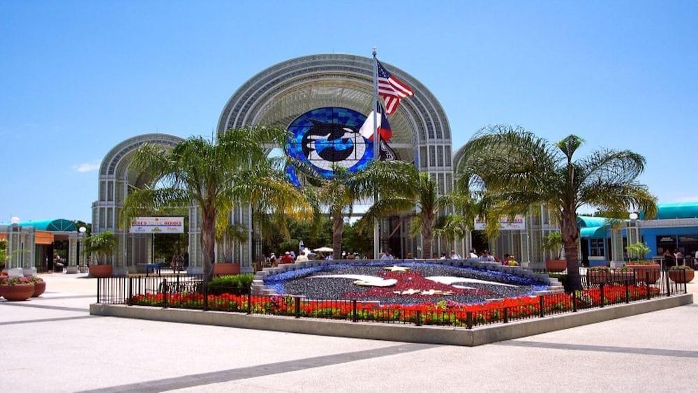 Holiday Inn San Antonio Seaworld by IHG photo 58