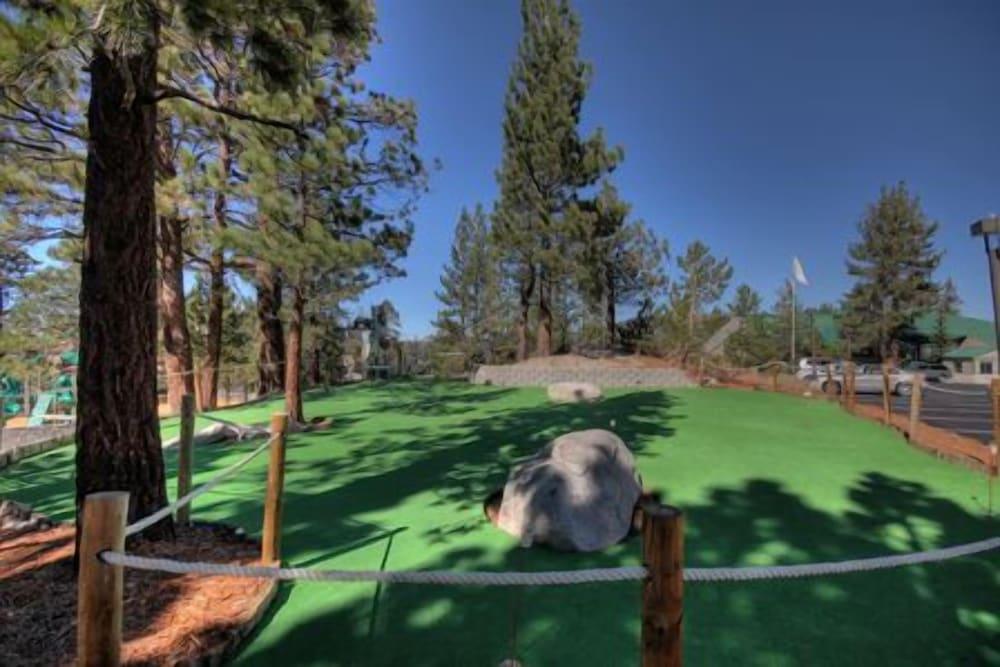 Ridge Crest photo 15