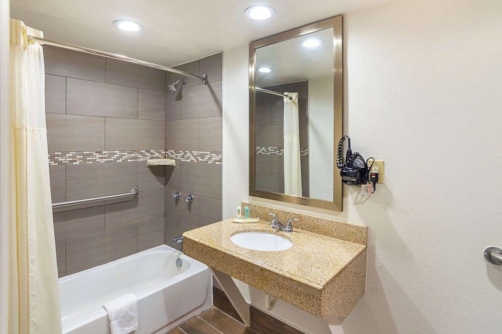 Quality Inn Amarillo East photo 21