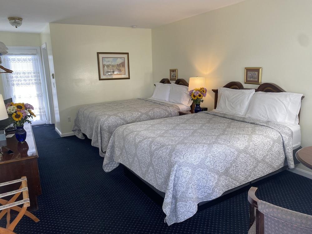 The Taber Inne & Suites photo 31