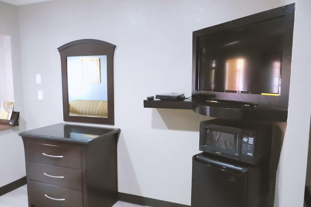 Blue Way Inn & Suites By Jasper Houston photo 4