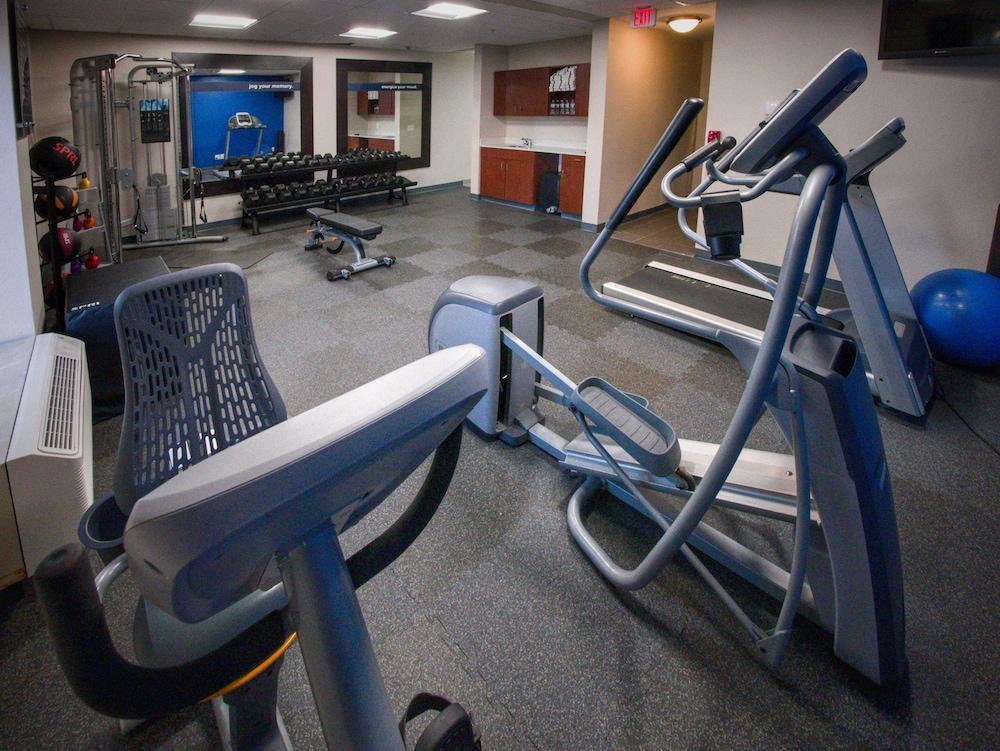 Hampton Inn Oklahoma City/Edmond photo 25