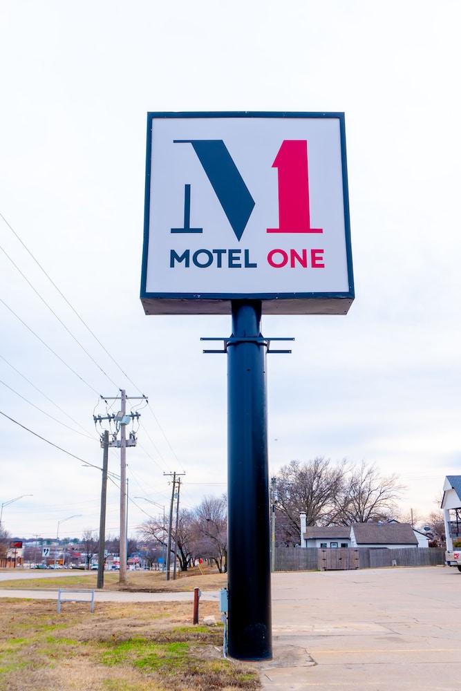 motel one bartlesville photo 14
