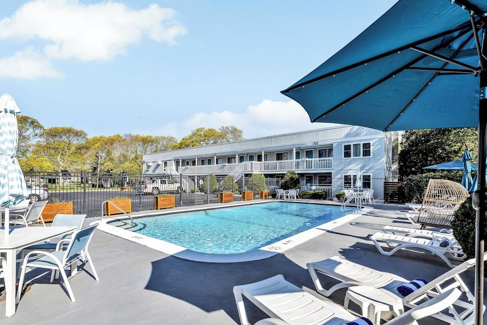 Ocean Breeze Motel photo 25