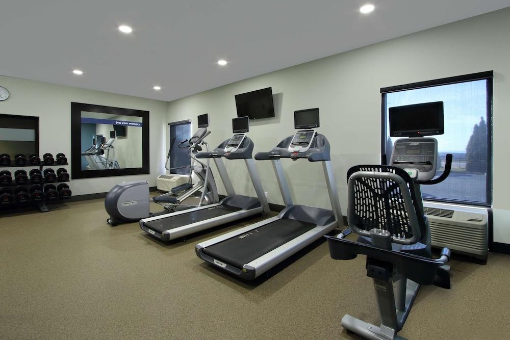 Hampton Inn Hagerstown-I-81 photo 36